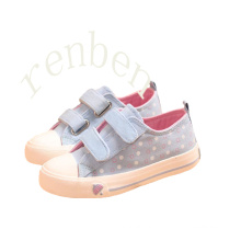 Neue heiße ankommende Kinder Casual Canvas Schuhe